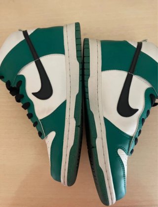 Nike Dunk Mid Verdes y Blancas