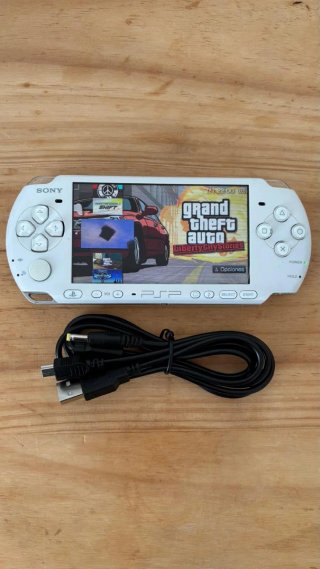 PSP 3004 Blanca 32GB