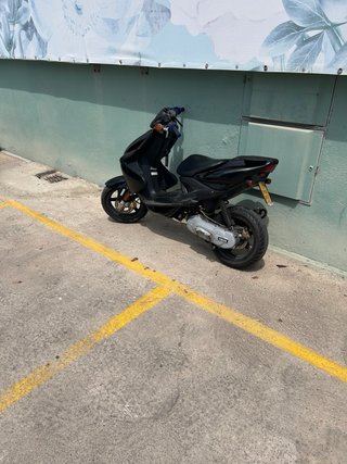 Yamaha Aerox 50 Negra