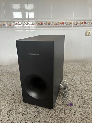 Barra Sonido Samsung HW-F355 + Subwoofer