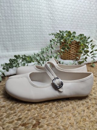 Merceditas Tabi Beige 39