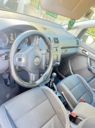 Volkswagen Touran 2012