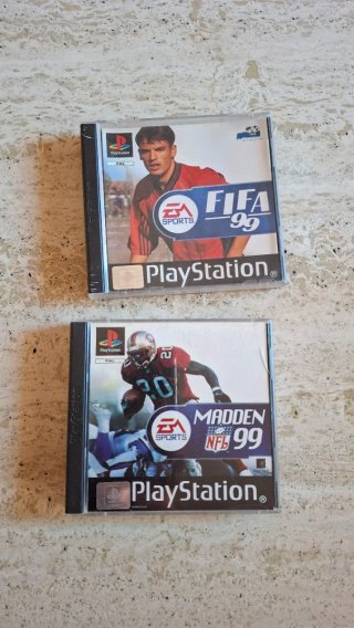 2 Juegos PS1 FIFA 99 y Madden NFL 99