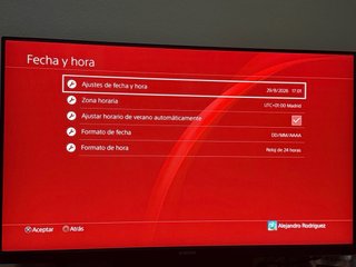 PS4 Slim 1TB con 5 juegos y maletín 100€