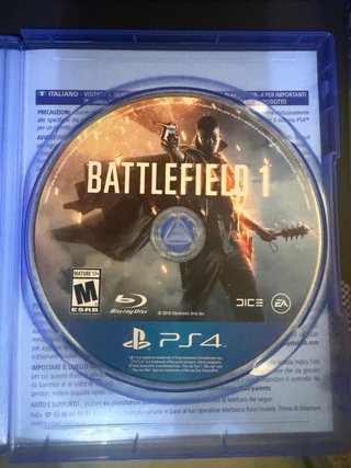 PS4 Slim 1TB con 5 juegos y maletín 100€