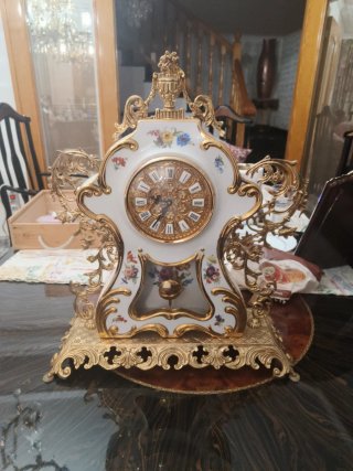Reloj de sobremesa Bronpor