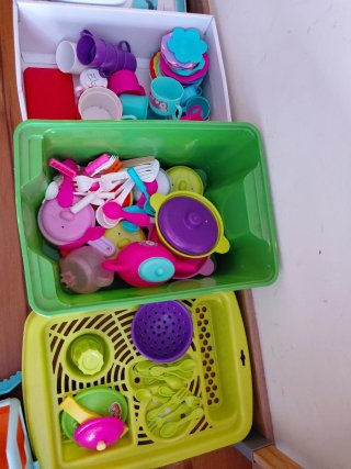 Cocinita de juguete con accesorios