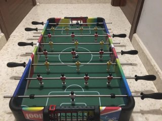 Mesa de billar y futbolín infantil