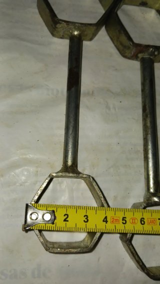 Herramientas hexagonales metálicas (2 unidades)