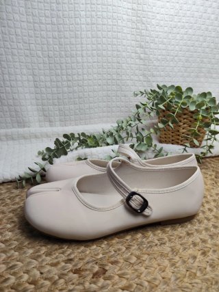 Merceditas Tabi Beige 41