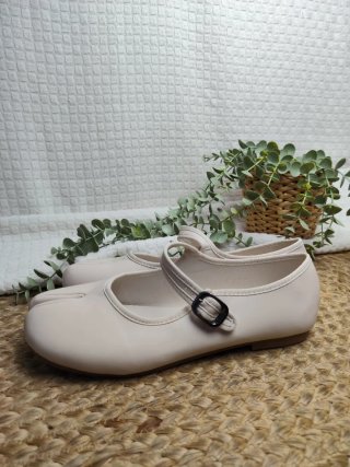 Merceditas Tabi Beige 41