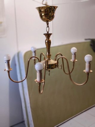 Lámpara colgante dorada