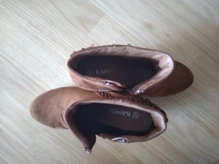 Botines marrones con flecos Talla 37