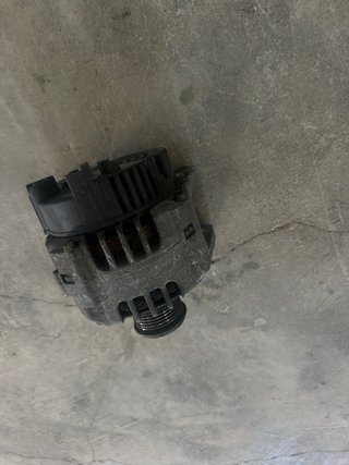 Alternador VAG 120A 038 903 024 G