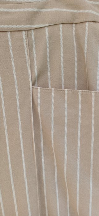 Pantaloni eleganti a righe beige