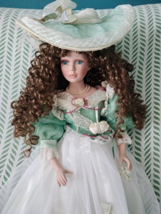 Muñeca cerámica vintage