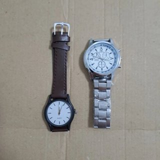 2 Orologi Modiya Uomo Donna + Collana in regalo.