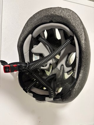 Casco bici niño tiburón