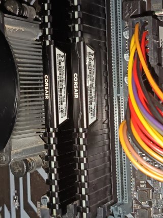 Torre PC Gaming AeroCool Ryzen 5