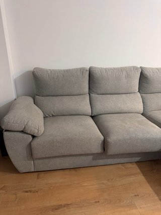 Divano chaise longue grigio molto curato