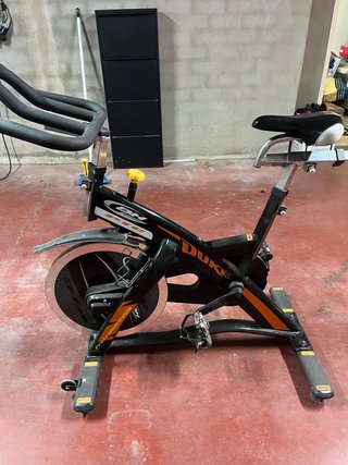 Bicicleta Spinning BH Duke ProtrainerCycle