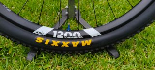 Ruedas DT Swiss XRC 1200 Carbono