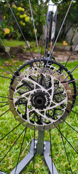 Ruedas DT Swiss XRC 1200 Carbono