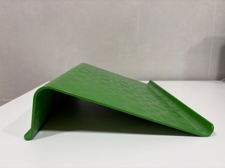 Soporte portátil BRADA (IKEA)