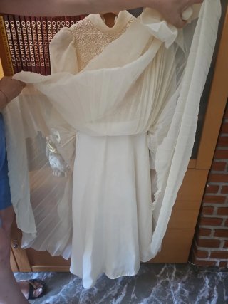 Vestido comunión beige manga larga