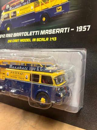 2 Camion Trasporto Auto 1:43