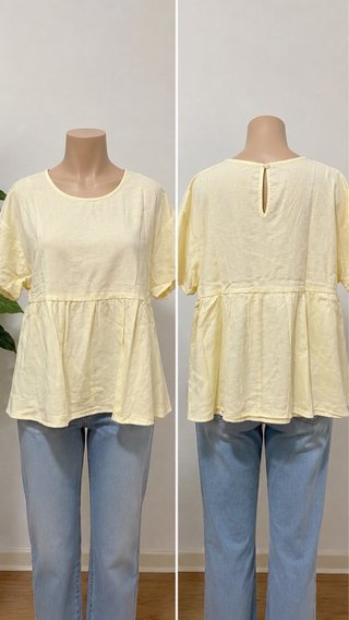 Camiseta amarilla pastel  talla XS nueva a estrena
