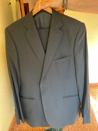 Traje de hombre Talla 54/48 gris oscuro