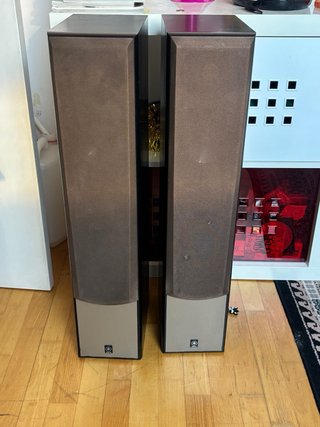 Pareja Altavoces Yamaha Columna NS-120