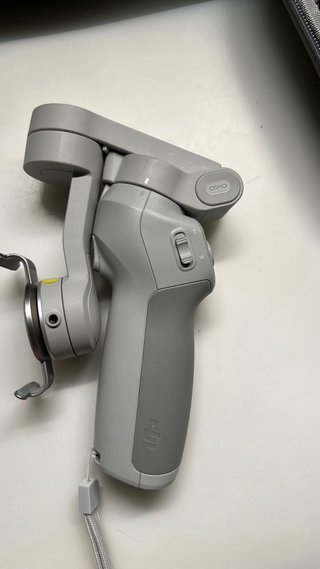 DJI Osmo Mobile 4 Gimbal