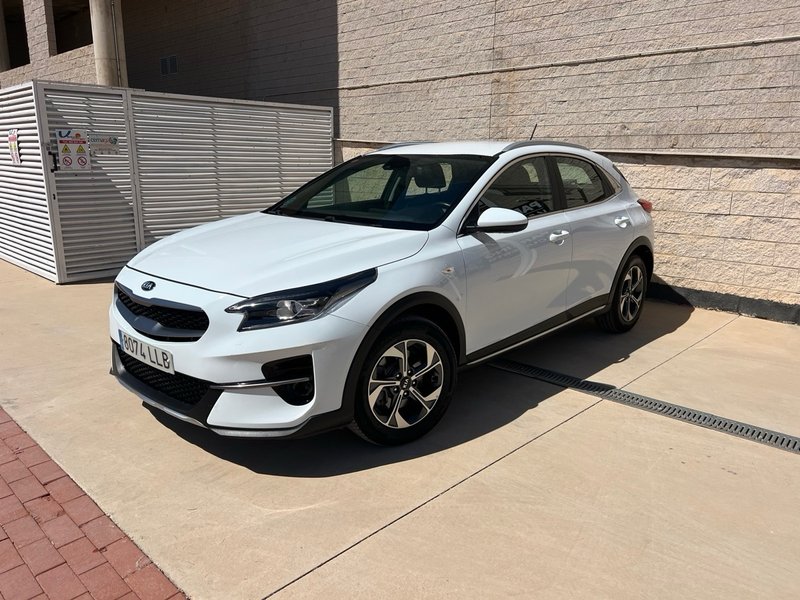 Kia XCeed 2020, foto 2