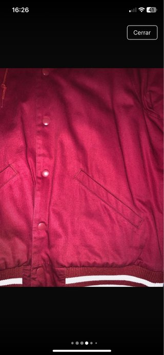 Cazadora Nike Roja con Capucha