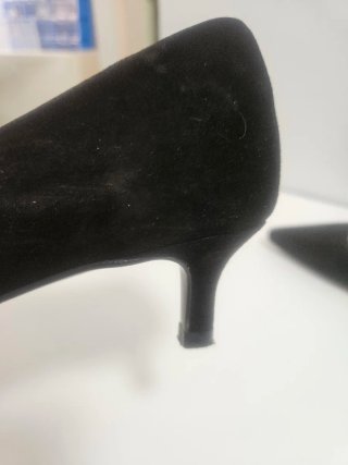 Zapatos de salón negros tacón bajo