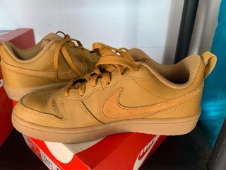 Zapatillas Nike Marrones Talla 38