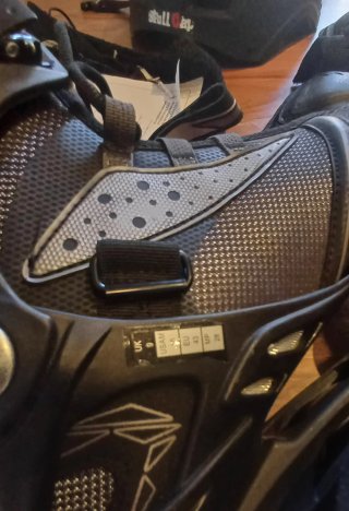 Patines en línea, protecciones y casco