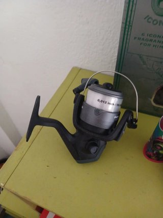 Carrete de pesca Decathlon 0,012 inch / 18 Lb