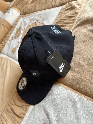 Gorra Nike Negra
