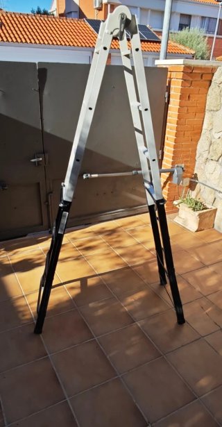 Escalera telescópica de acero