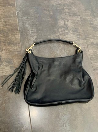 Bolso de cuero artesanal hecho en Italia