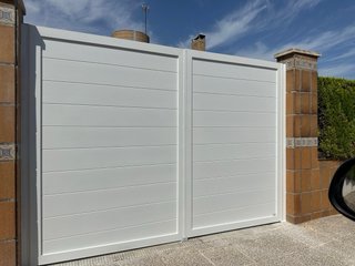 Puerta Garaje Seccional DoorHan desde 1340€ + IVA