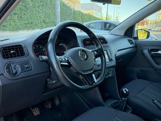 Volkswagen Polo 2015