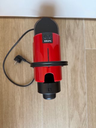 Cafetera Krups Nespresso Roja