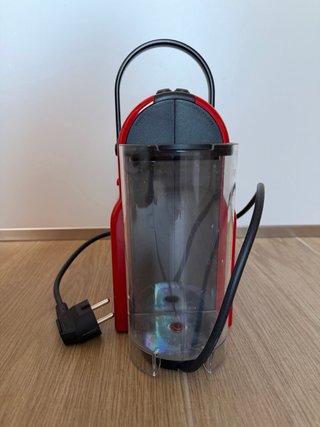 Cafetera Krups Nespresso Roja