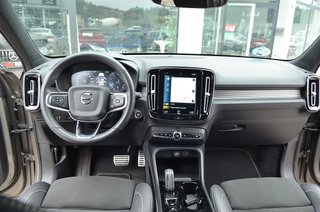 Volvo XC40 R-Design Bild-Hibrid 4x4+navegacion+USB