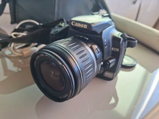 Canon EOS 400D Kit Reflex + 2 Objetivos.  Esta ok