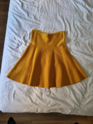 Falda Zara Mostaza Talla M